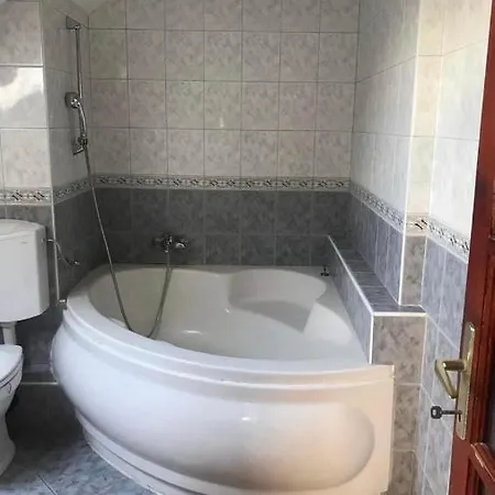 Apartment Lakas Kalocsa